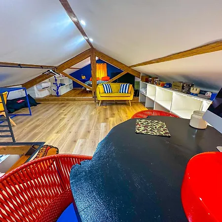 Loft Modern Avec Jardin Piscine Et Pool House Villa Lavalette (Aude)