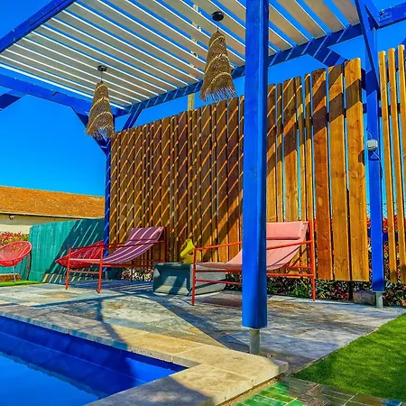 Loft Modern Avec Jardin Piscine Et Pool House *
