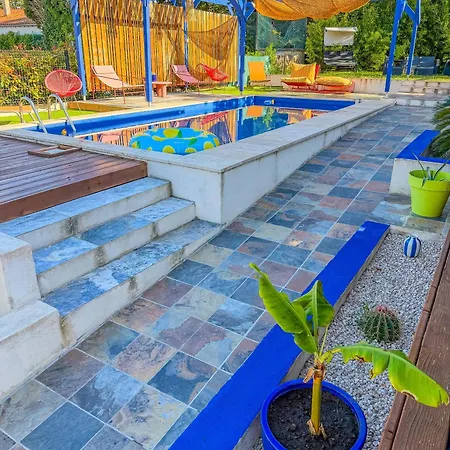 Loft Modern Avec Jardin Piscine Et Pool House Villa *