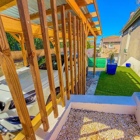 Loft Modern Avec Jardin Piscine Et Pool House Lavalette (Aude)