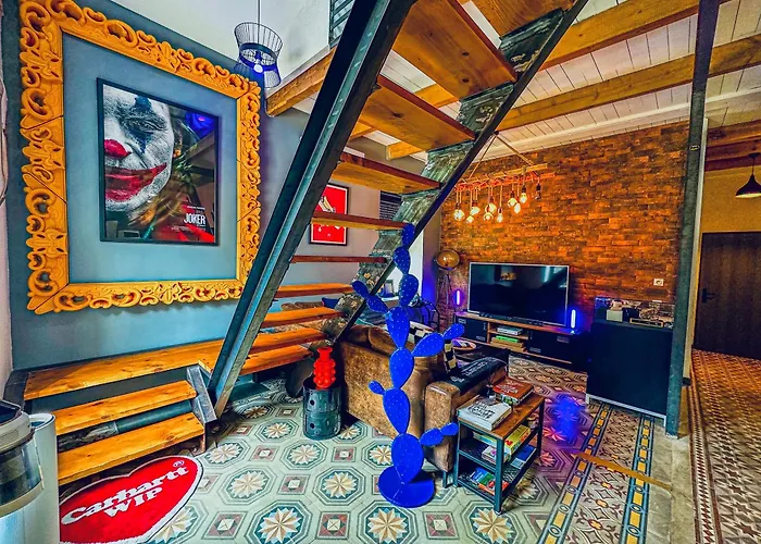 Villa Loft Modern Avec Jardin Piscine Et Pool House *